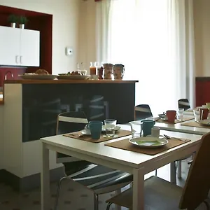  Nocleg ze śniadaniem Liccu